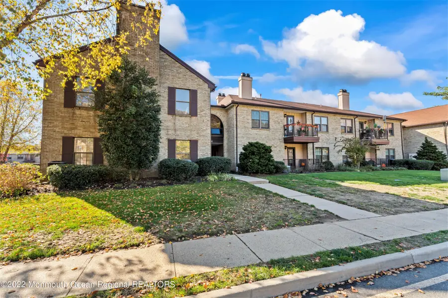 708 Wellington Place, Matawan, NJ 07747 - #3