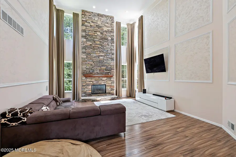 26 Chiswick Court, Jackson, NJ 08527 - #3
