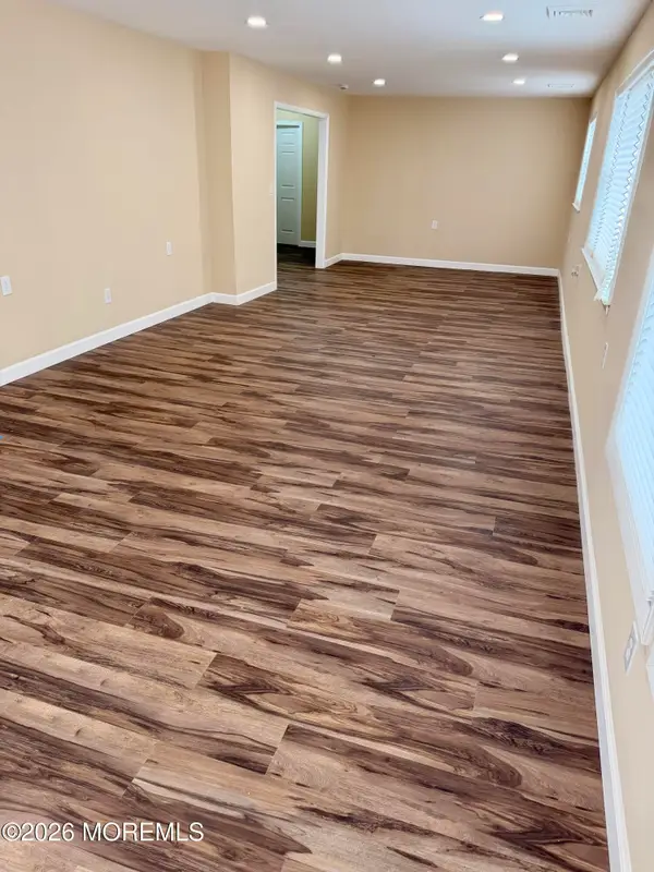 2268 Mount Hood Lane, Toms River, NJ 08753