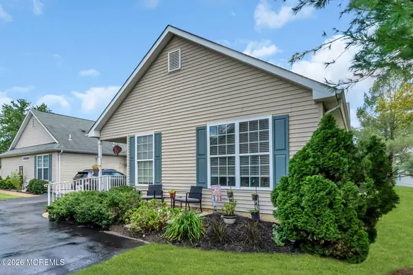 7 Fennel Court, Whiting, NJ 08759