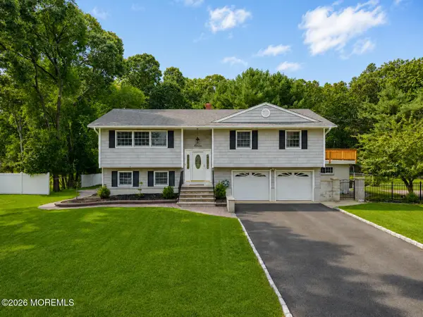 11 Ash Street, Eatontown, NJ 07724