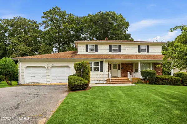 27 Stonehenge Drive, Ocean Twp, NJ 07712