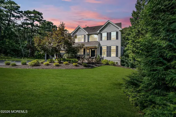 19 Whisper Way, Barnegat, NJ 08005