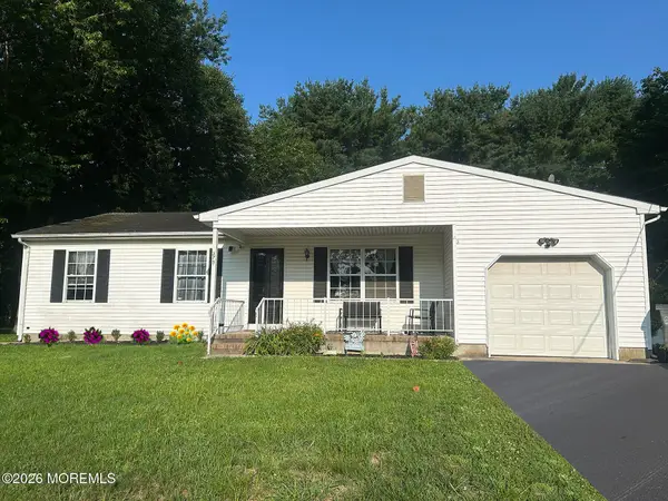 370 Elm Lane, Brick, NJ 08723