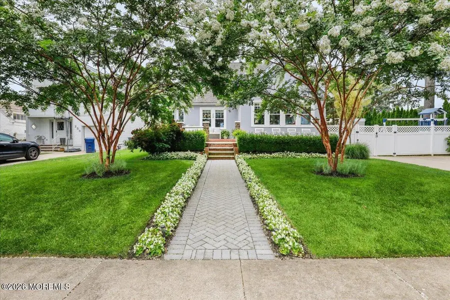 258 Lawrence Avenue, Oakhurst, NJ 07755 - #2
