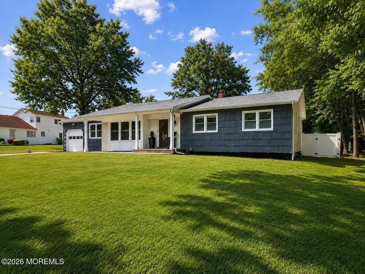 15 Guest Drive, Morganville, NJ 07751 - #1