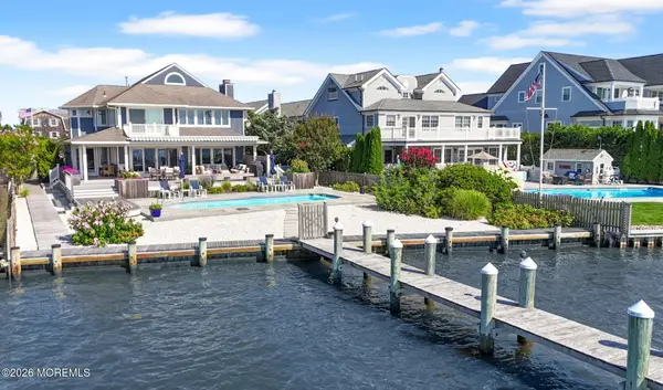 1052 Barnegat Lane, Mantoloking, NJ 08738