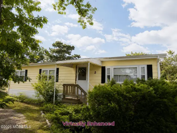 2 Chipmunk Court, Manchester, NJ 08759