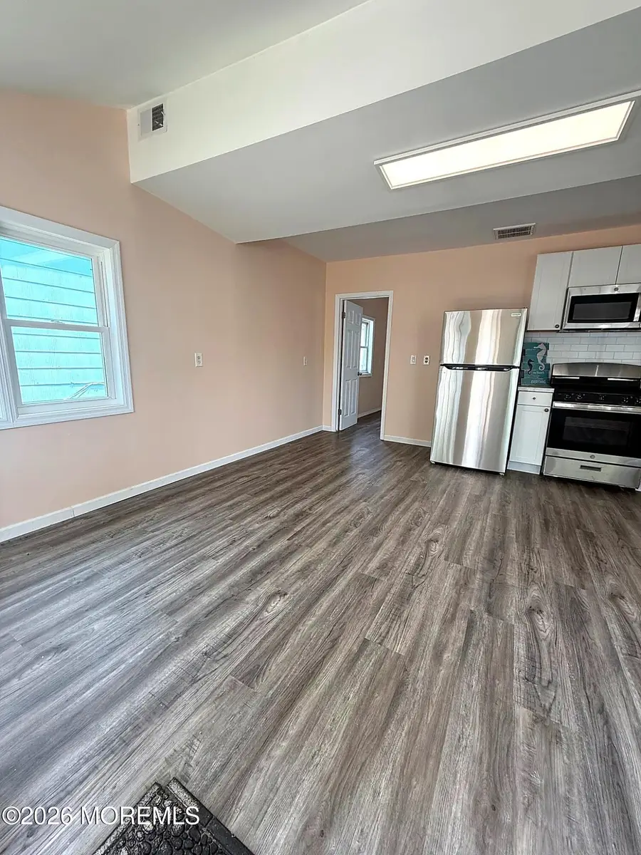 22 Seaside Place, Keansburg, NJ 07734 - #3