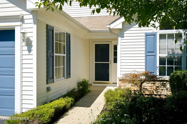 50 Rosewood Drive, Lakewood, NJ 08701