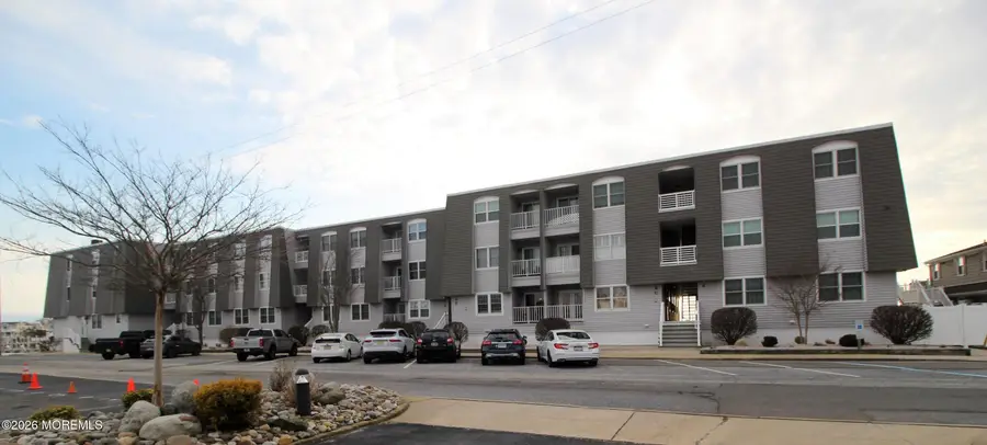310 Southwest Avenue #E1, Beach Haven, NJ 08008 - #2
