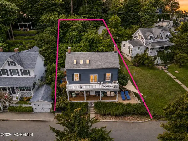 14 Bay Street, Highlands, NJ 07732