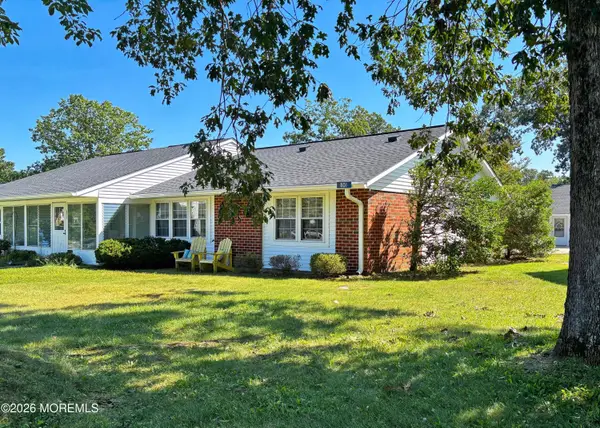 801D Balmoral Court, Lakewood, NJ 08701