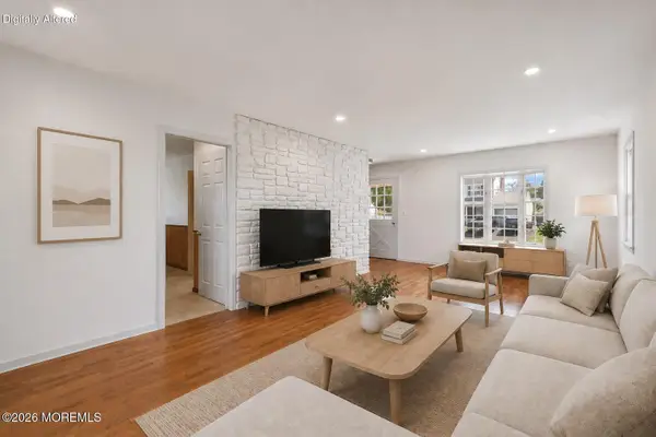 20 Brentwood Avenue, Freehold, NJ 07728