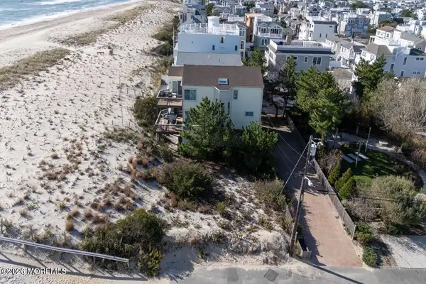 206 20th Street, Long Beach Twp, NJ 08008