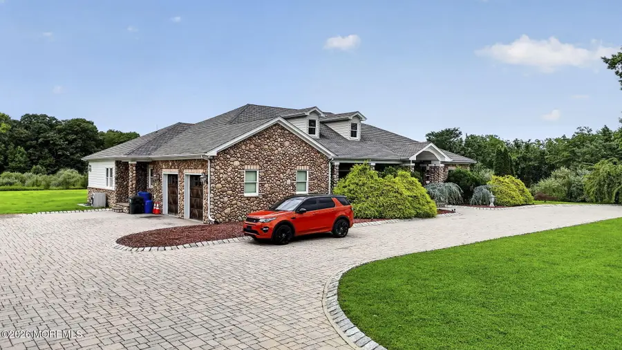 33 Parkside Way, Millstone Township, NJ 08535 - #3