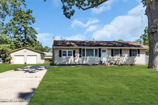 1530 Arient Road, Forked River, NJ 08731
