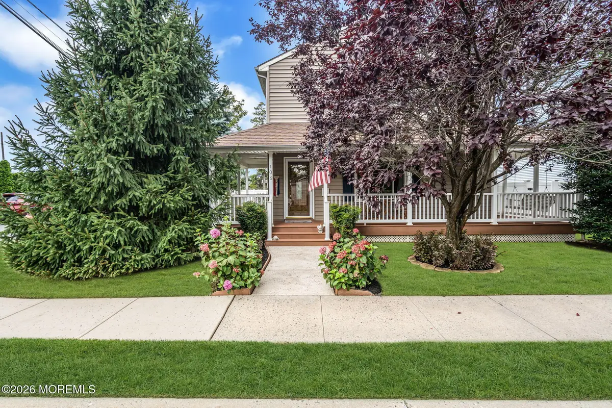 106 Perry Street, Keyport, NJ 07735 - #1