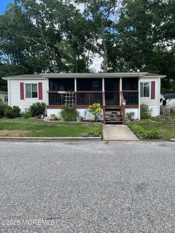 102 Cedar Lane, Barnegat, NJ 08005