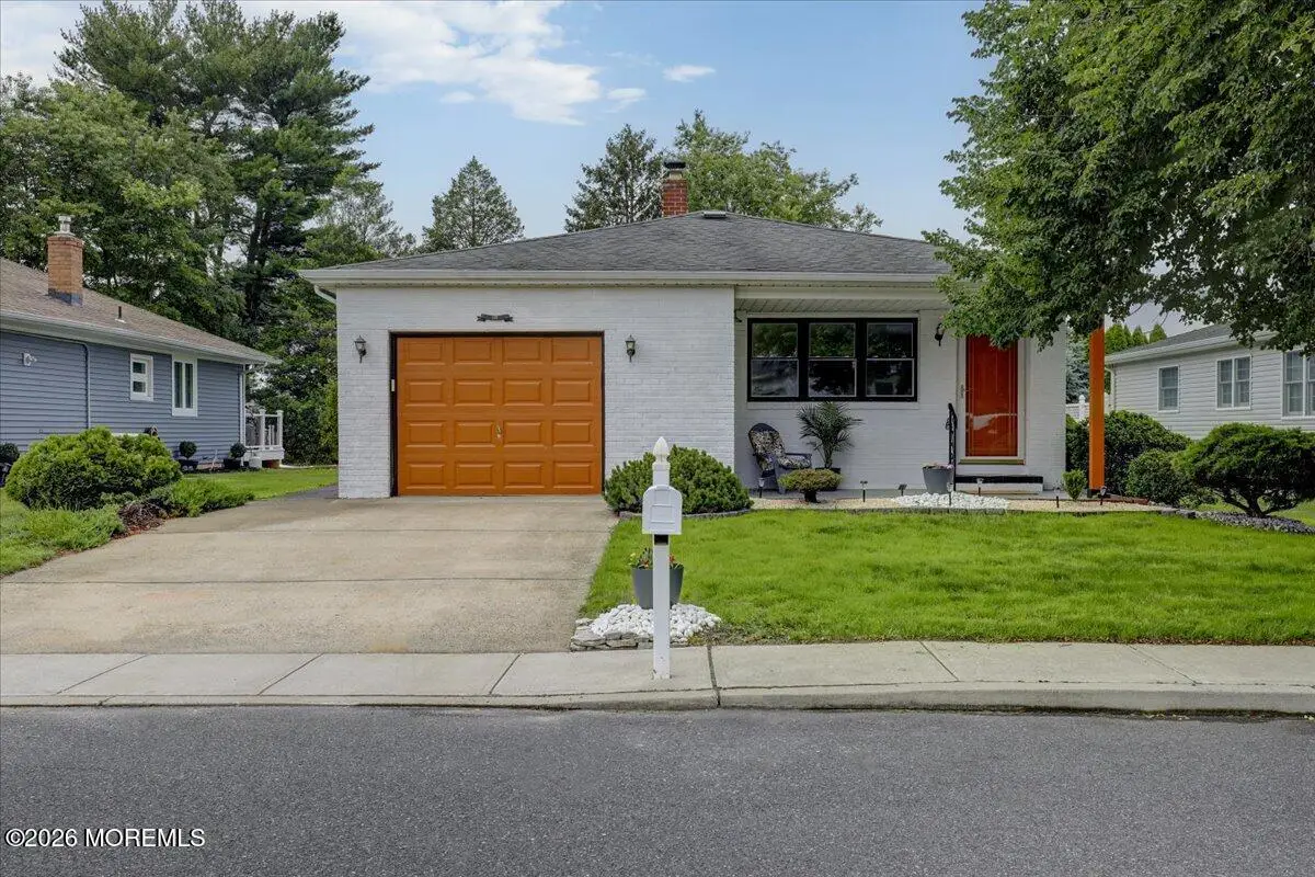 135 Biabou Drive, Toms River, NJ 08757 - #1
