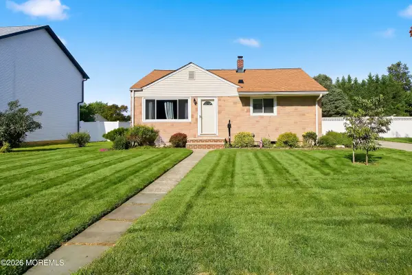 6 Burnham Road, East Brunswick, NJ 08816