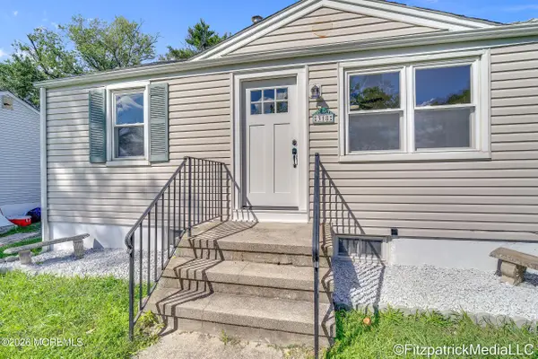 318 Sylvania Avenue, Neptune City, NJ 07753