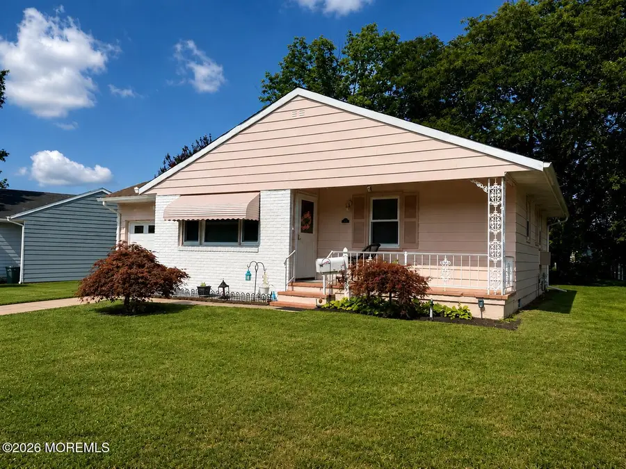 53 Golden Glow Circus, Toms River, NJ 08755 - #3
