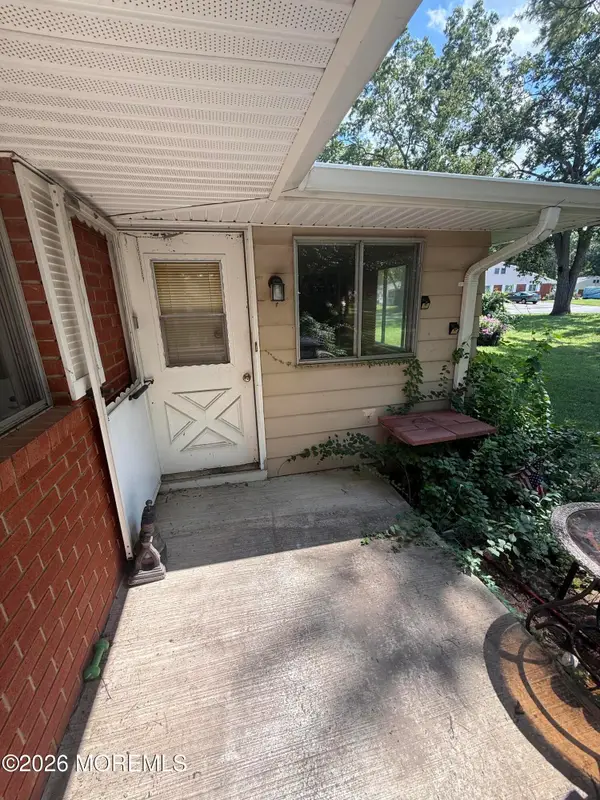 10 D Blue Jay Street, Manchester, NJ 08759