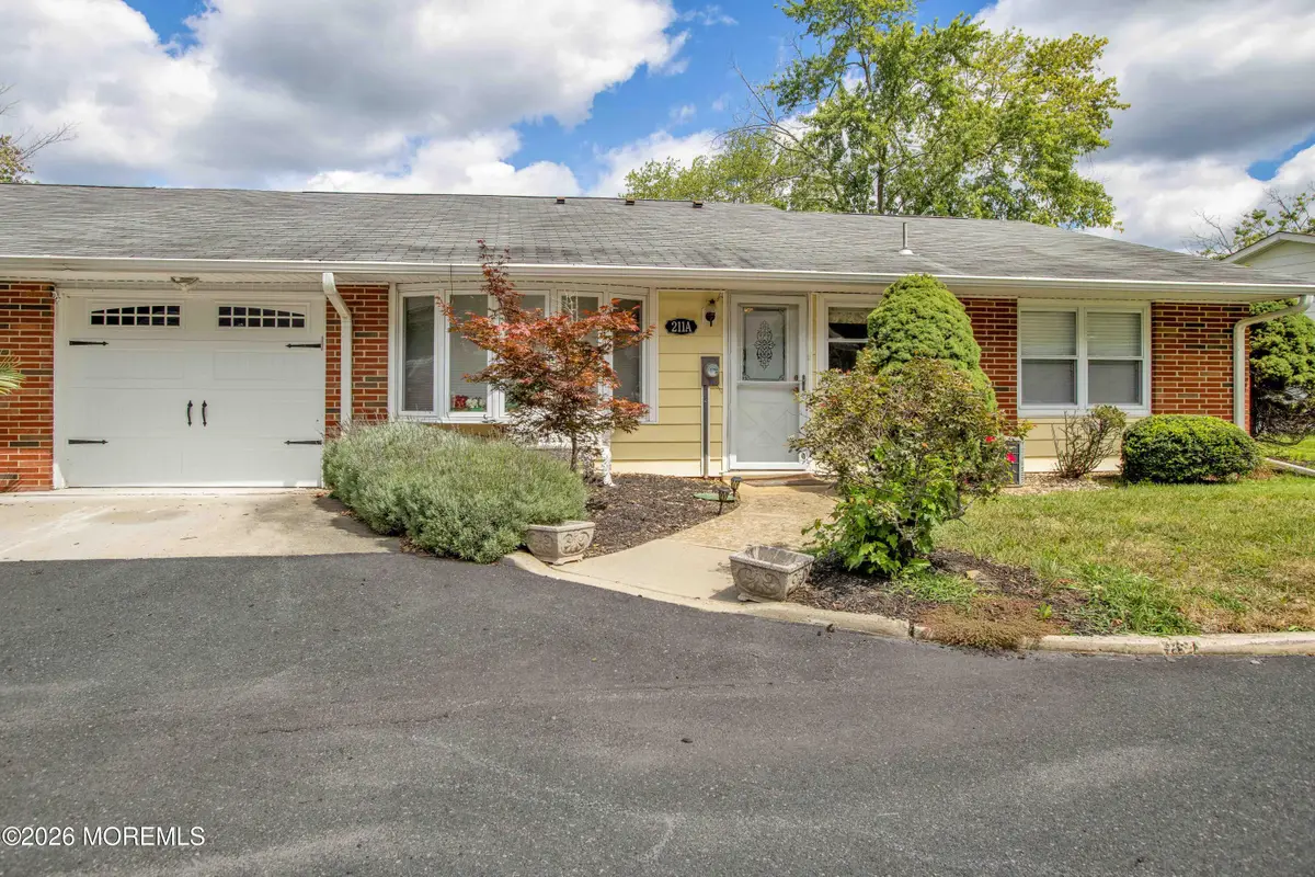 211A Huntington Drive, Lakewood, NJ 08701 - #1