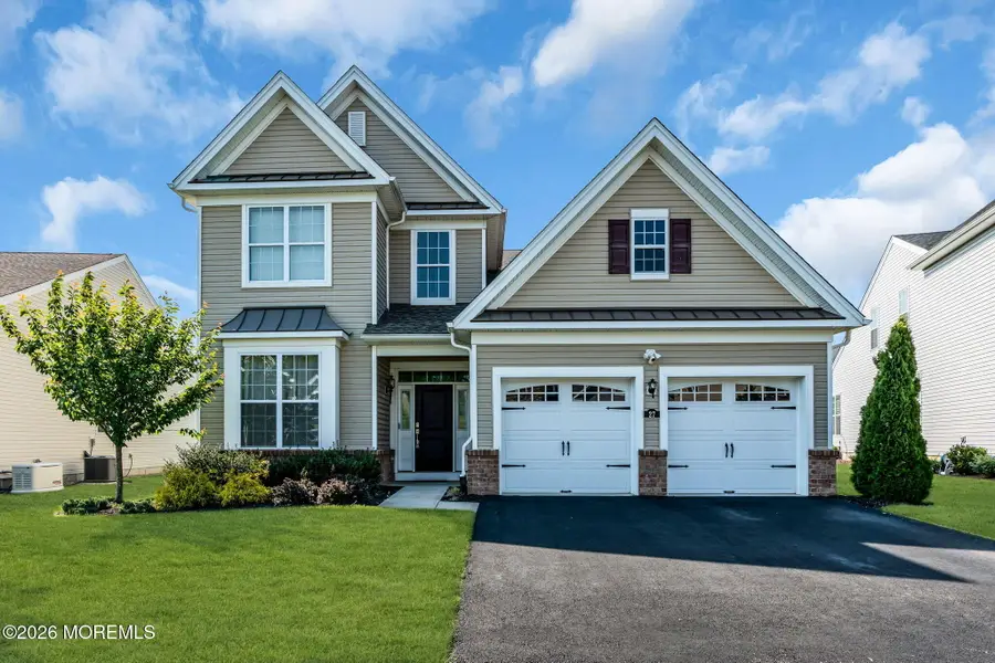 27 Flagstone Court, Freehold, NJ 07728 - #2
