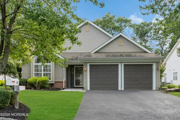80 Ivy Hill Road, Lakewood, NJ 08701
