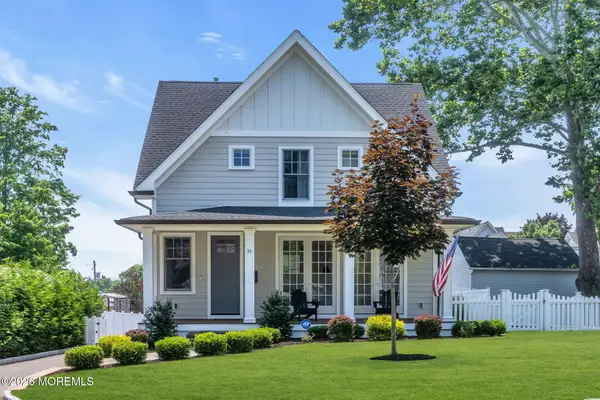 16 Storms Avenue, Park Ridge, NJ 07656