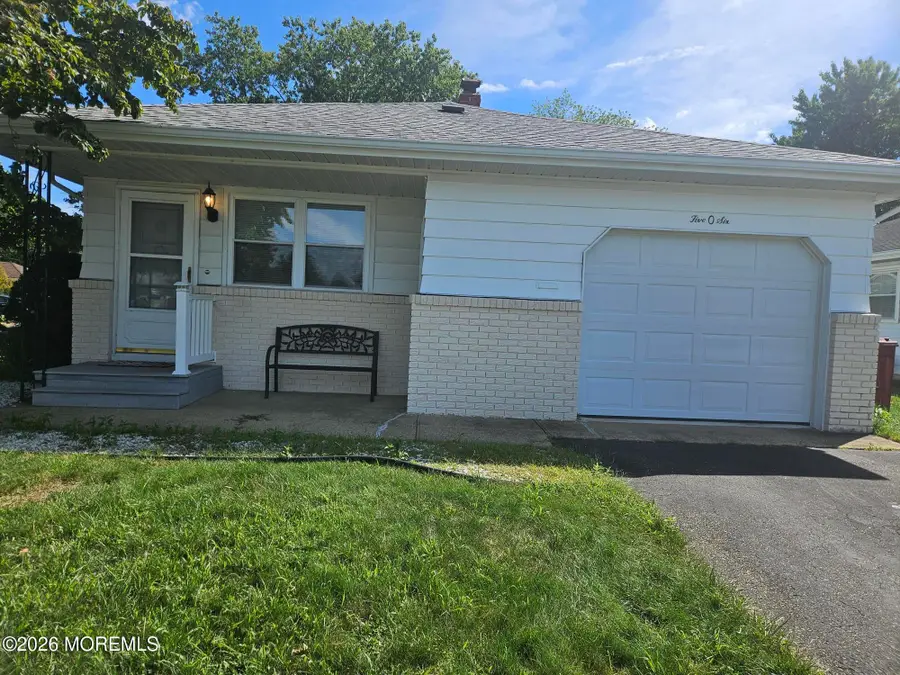 506 St Thomas Drive, Toms River, NJ 08757 - #3