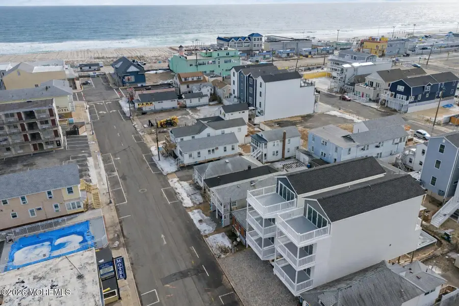45 Lincoln Avenue #Oceanside, Seaside Heights, NJ 08751 - #3