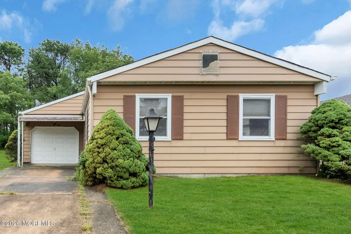 224 Orlando Boulevard, Toms River, NJ 08757 - #1