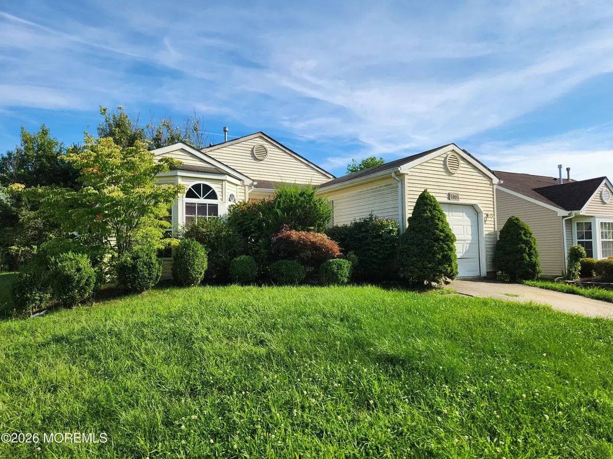 102 Danbury Drive, Mystic Island, NJ 08087 - #1
