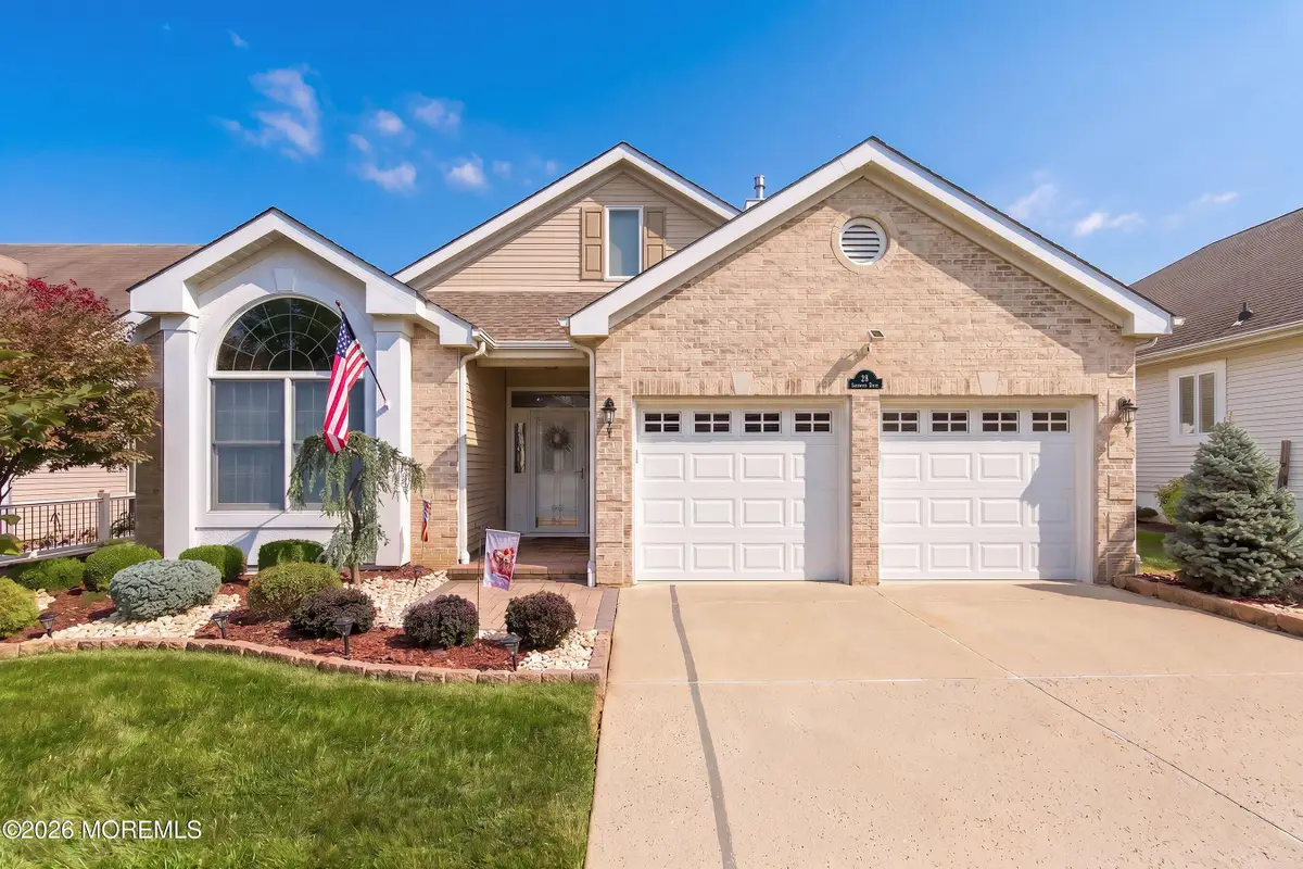 28 Sherwood Drive, Monroe, NJ 08831 - #1