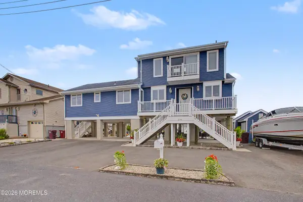 216 Maple Drive, Bayville, NJ 08721