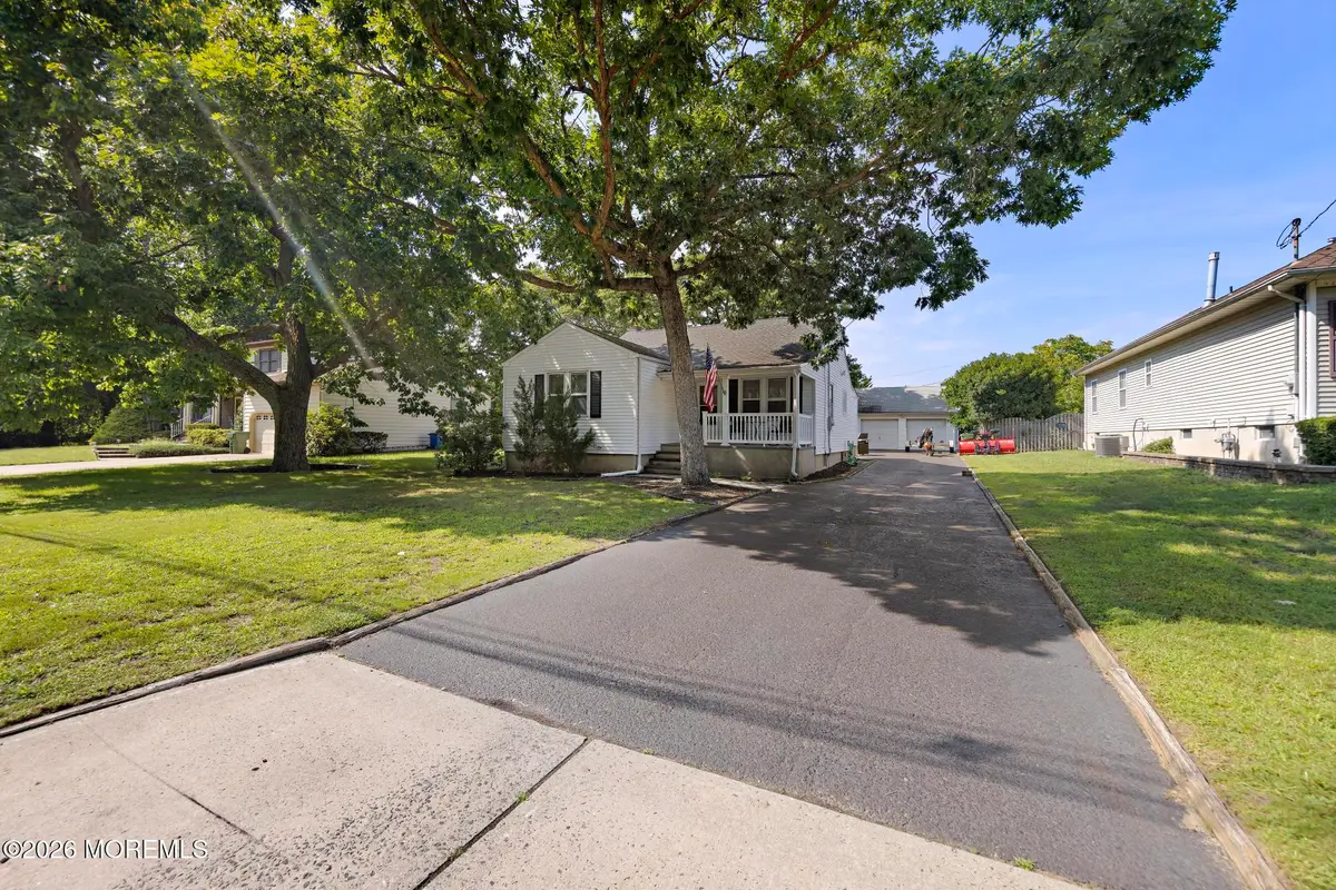 20 Weston Place, Eatontown, NJ 07724 - #1