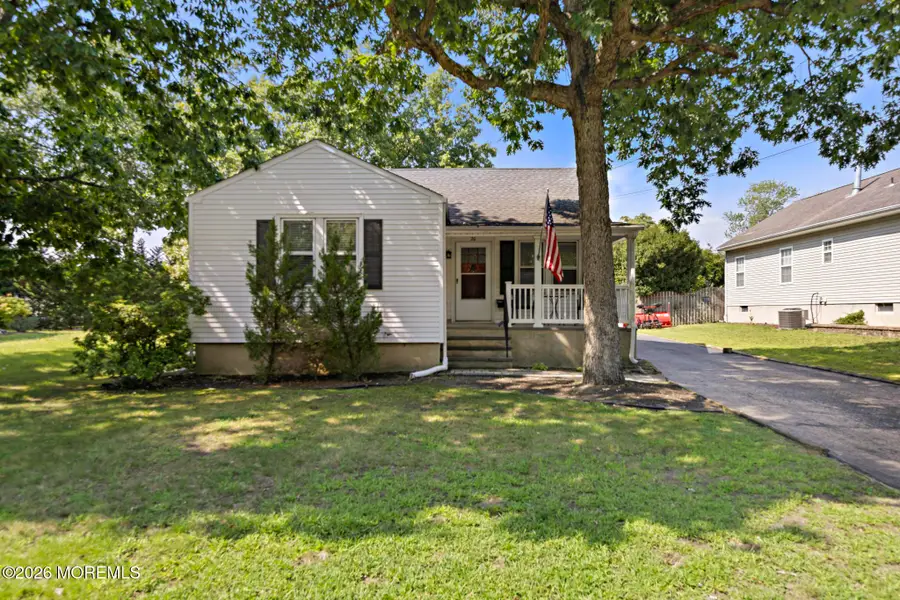 20 Weston Place, Eatontown, NJ 07724 - #2