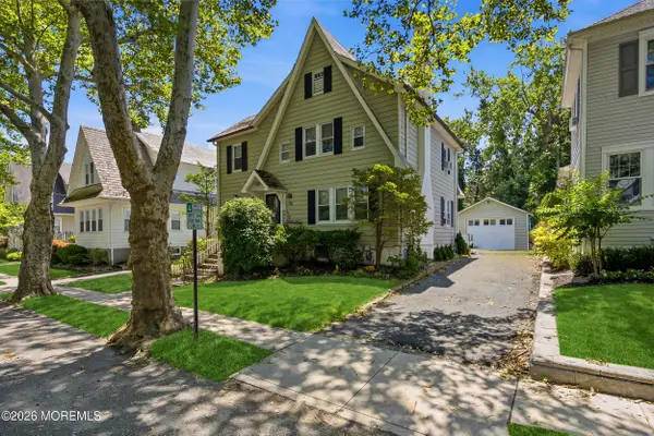 10 Norwood Court, West Long Branch, NJ 07764