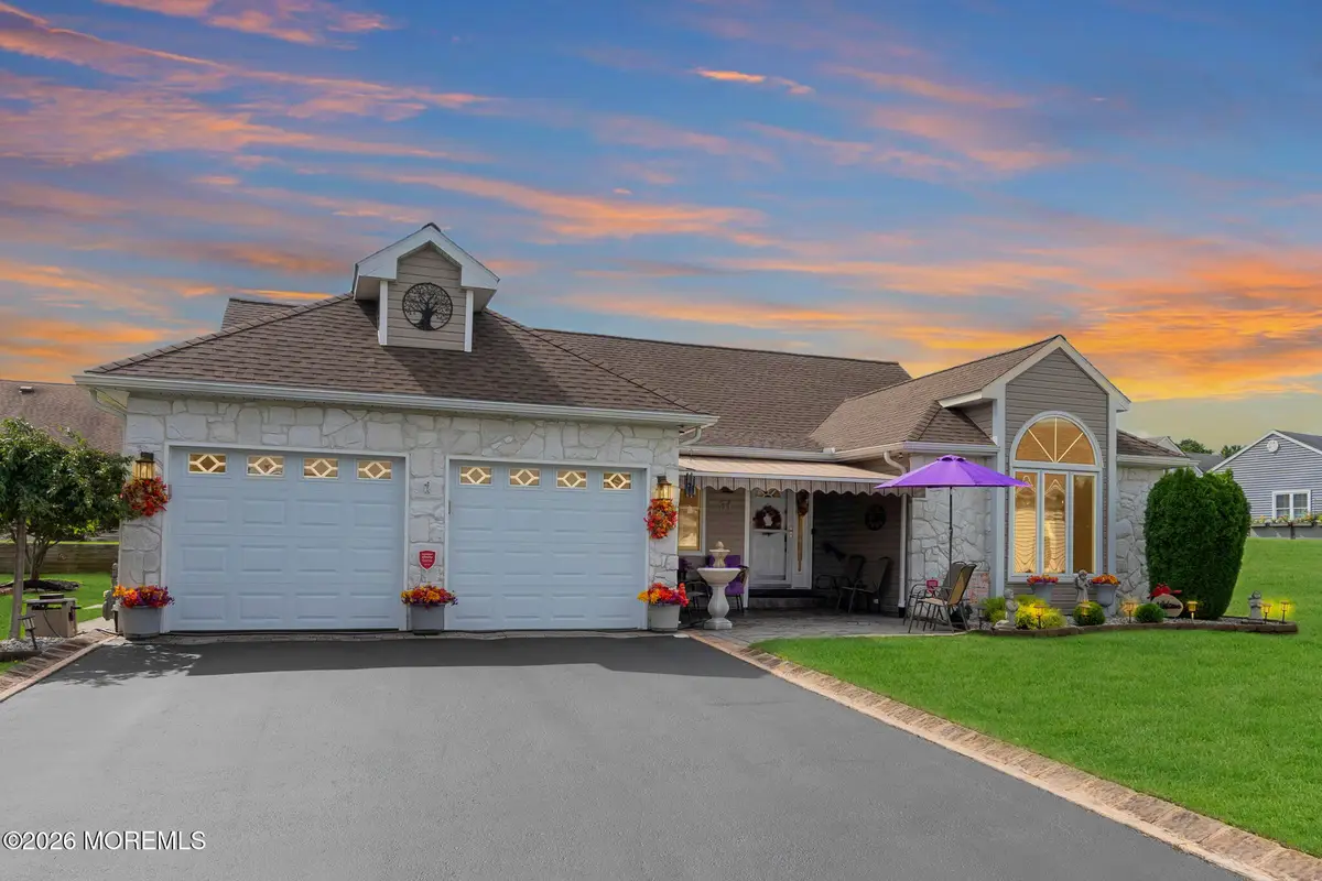 31 Swindon Court, Toms River, NJ 08757 - #1