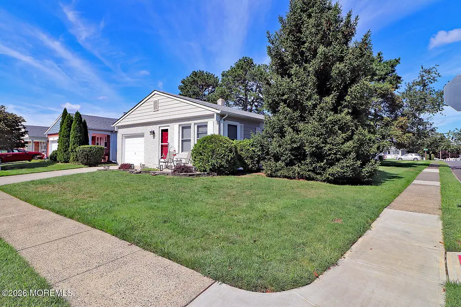 31 Buena Visa Drive, Toms River, NJ 08757 - #2