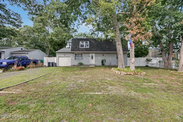 332 Yorktown Drive, Forked River, NJ 08731