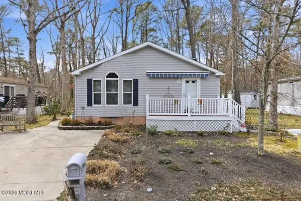35 Goldenrod Place, Jackson, NJ 08527