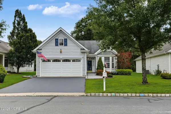18 Blyth Lane, Jackson, NJ 08527