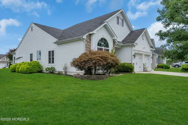 3 Eagleswood Drive, Waretown, NJ 08758