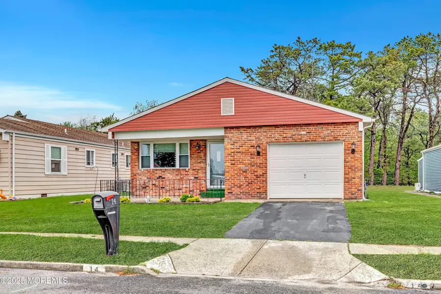 14 Santiago Drive, Toms River, NJ 08757 - #2