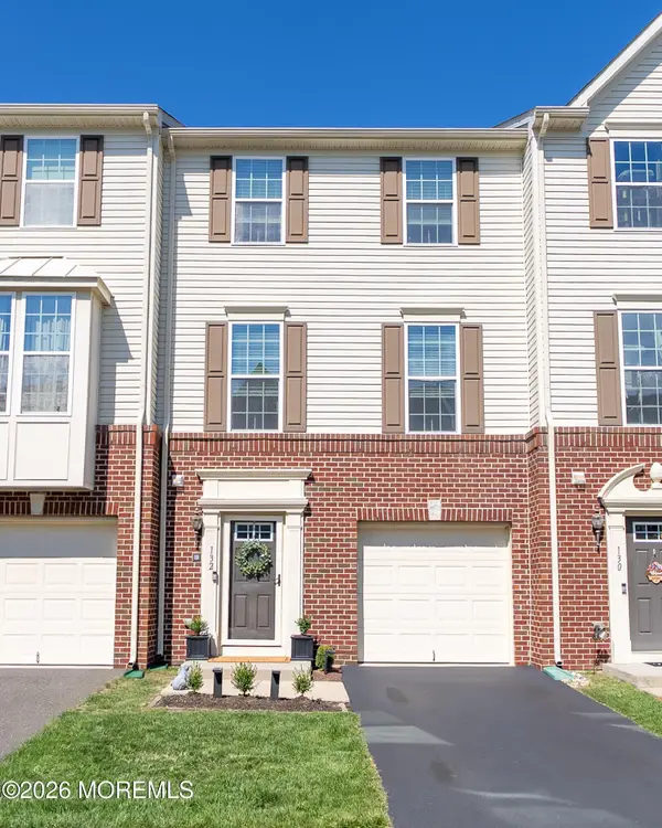 132 Kyle Drive, Tinton Falls, NJ 07712