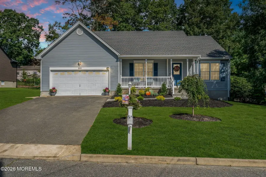 220 Mizzen Avenue, Manahawkin, NJ 08050 - #2